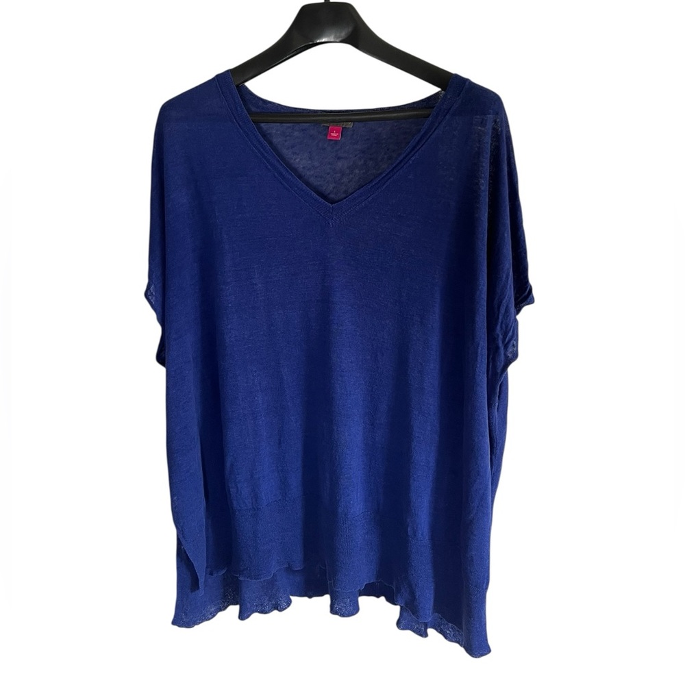 Vince Camuto Relaxed Fit Linen / Polymide Women's V-Neck Knit Top - Blue Large